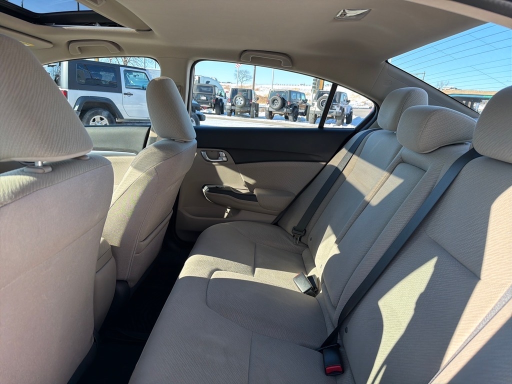 Honda Civic EX Sedan 5-Speed AT 2013