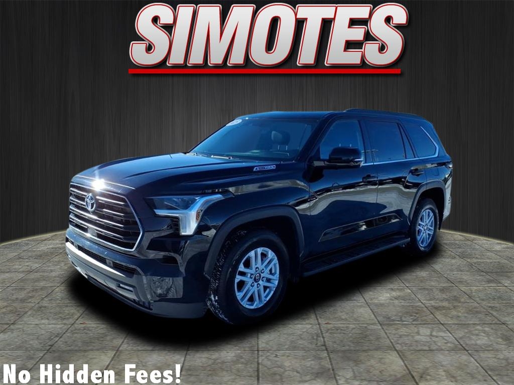 Toyota Sequoia SR5 4WD 2025