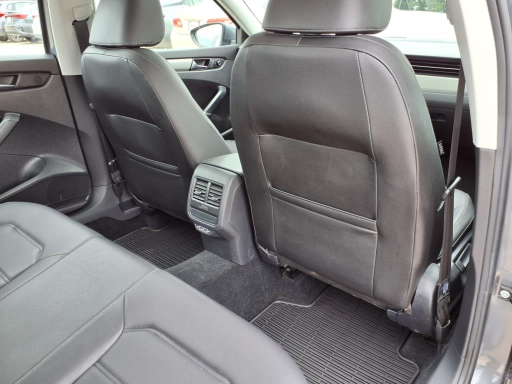 Volkswagen Passat SE 2022