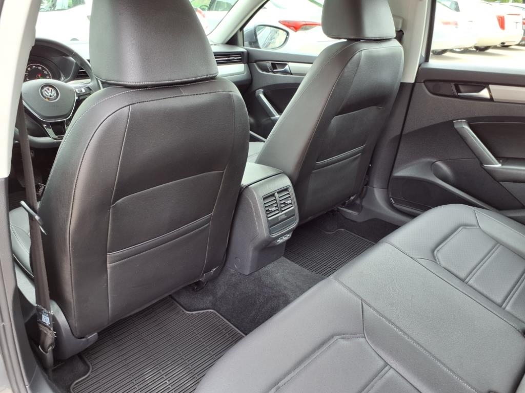 Volkswagen Passat SE 2022