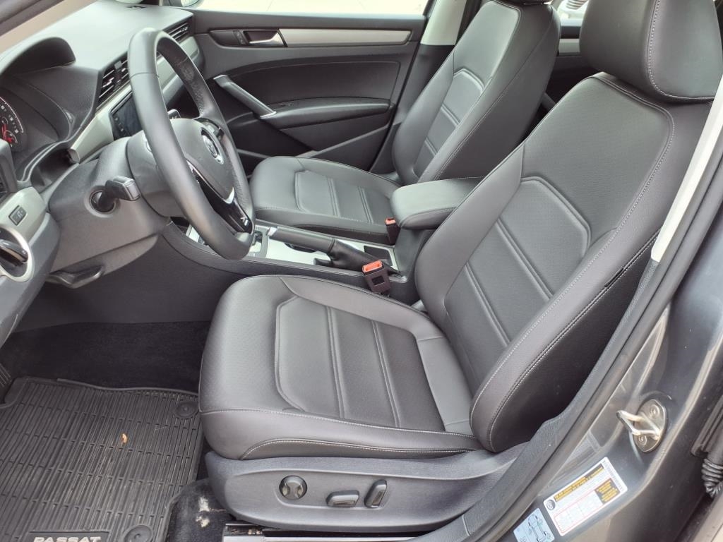 Volkswagen Passat SE 2022