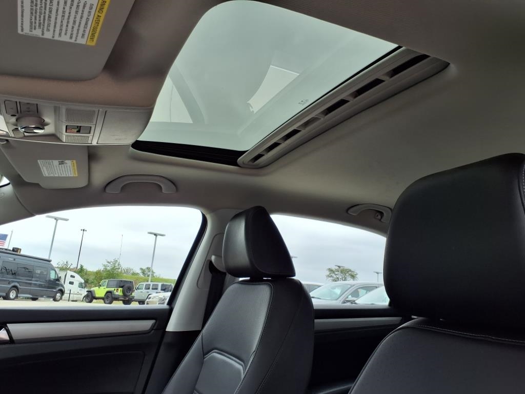 Volkswagen Passat SE 2022