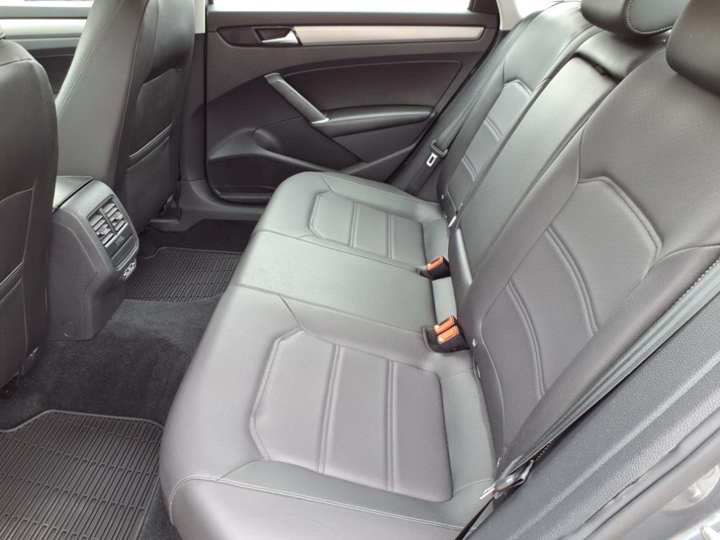 Volkswagen Passat SE 2022