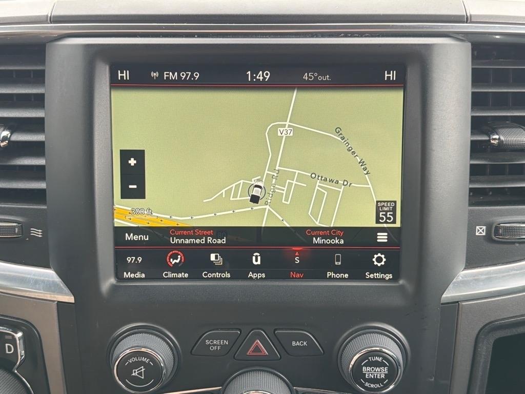 RAM 1500 Classic Warlock 4x4 Crew Cab 5'7" Box 2023