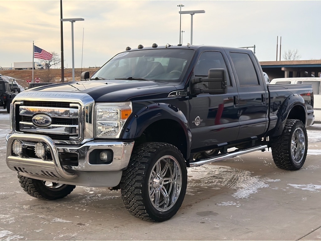 Ford F-250 SD Lariat Crew Cab 4WD 2011