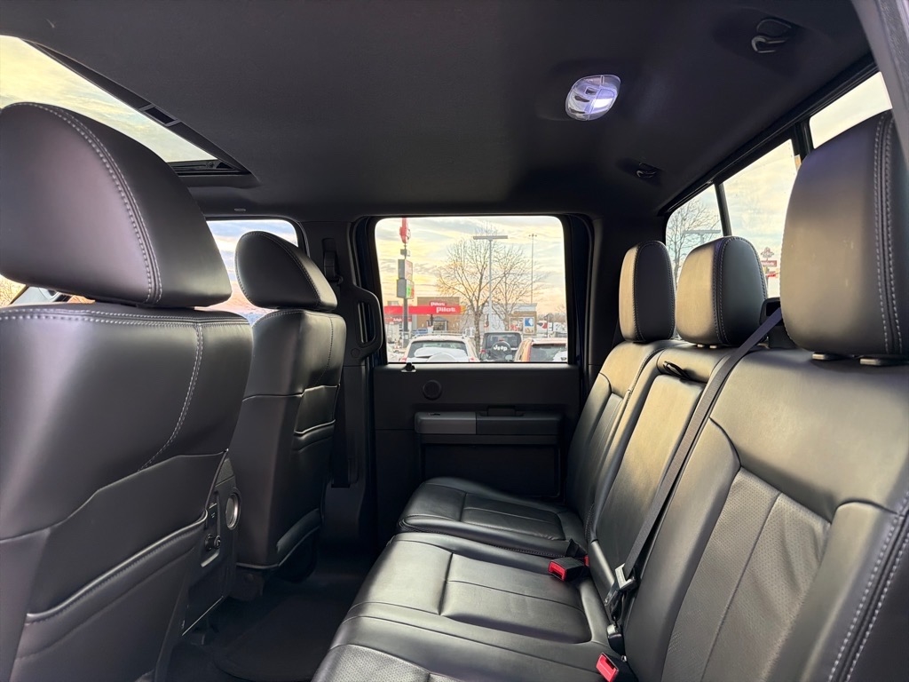 Ford F-250 SD Lariat Crew Cab 4WD 2011