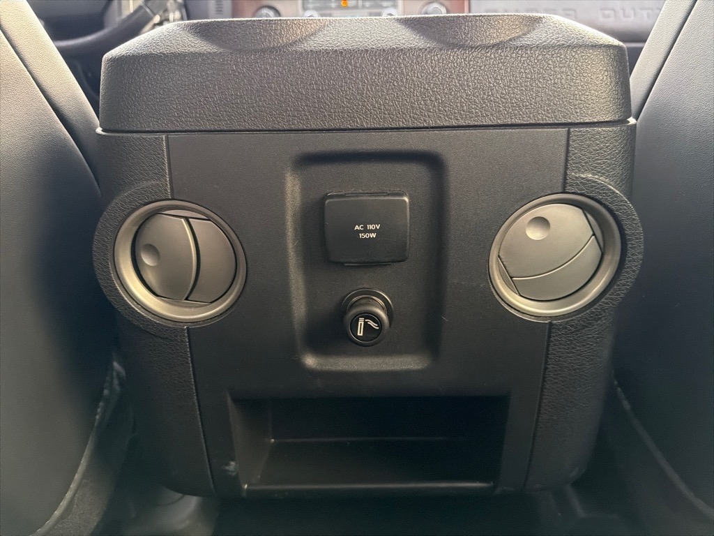 Ford F-250 SD Lariat Crew Cab 4WD 2011