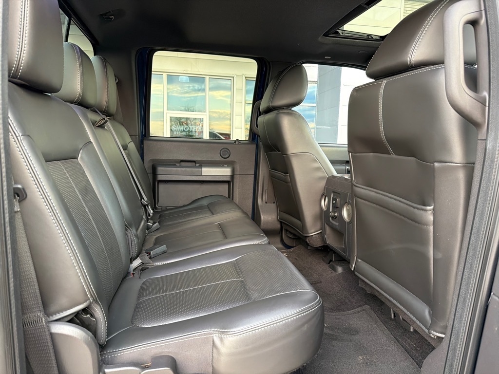 Ford F-250 SD Lariat Crew Cab 4WD 2011