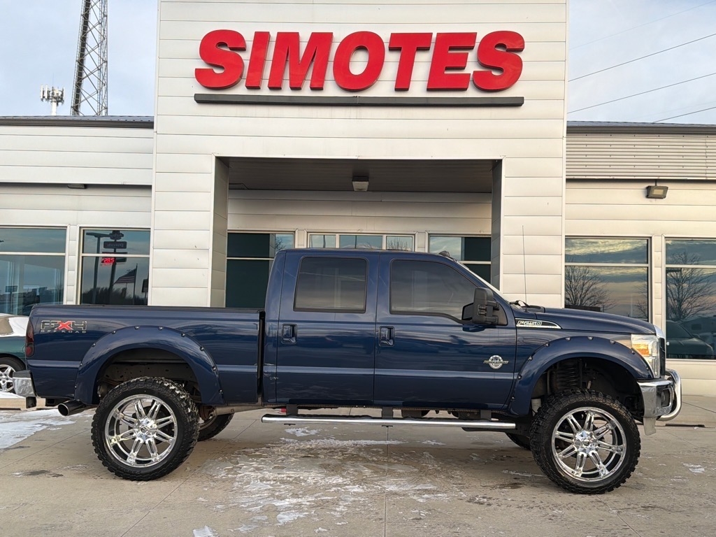 2011 Ford F-250 SD Lariat Crew Cab 4WD