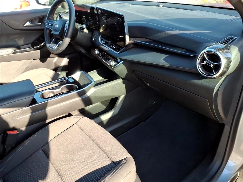 Chevrolet Equinox LT 2WD 2025