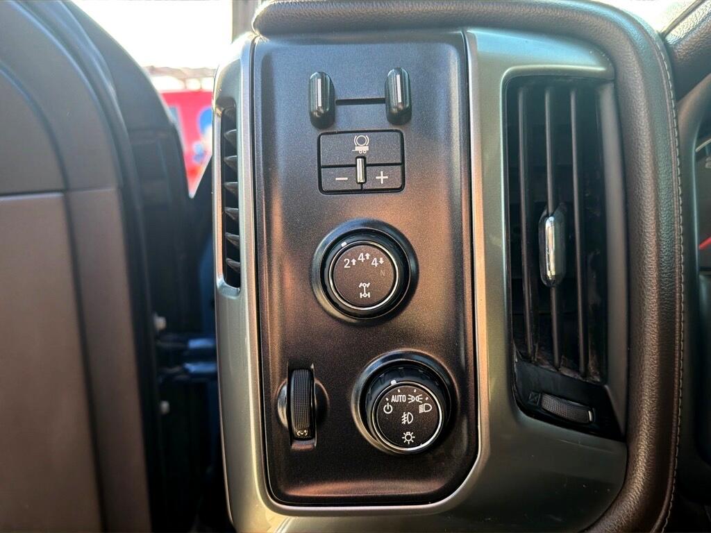 Chevrolet Silverado 2500HD LTZ Crew Cab 4WD 2017