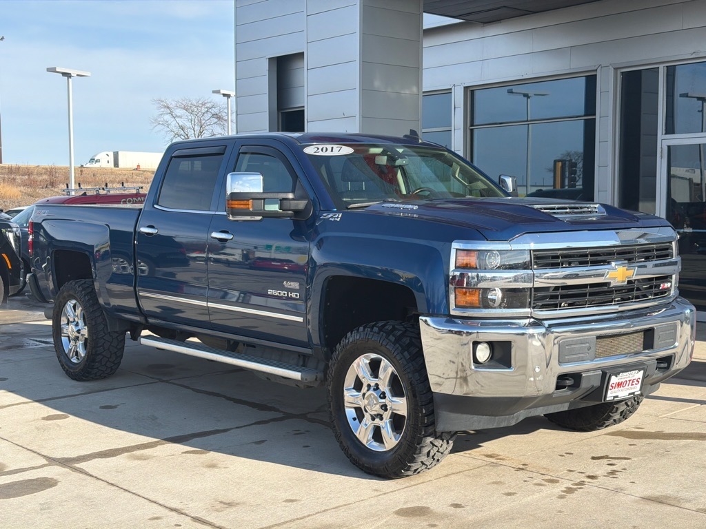 Chevrolet Silverado 2500HD LTZ Crew Cab 4WD 2017