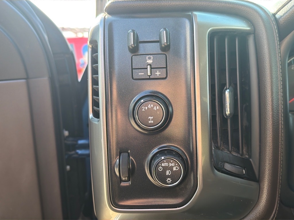 Chevrolet Silverado 2500HD LTZ Crew Cab 4WD 2017