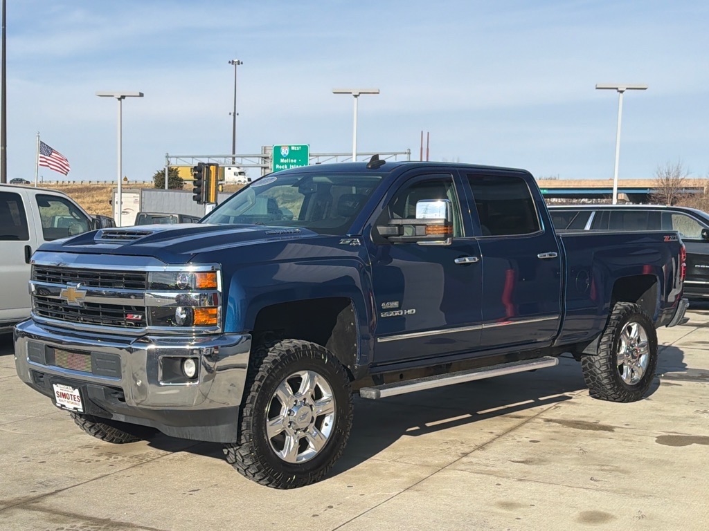 Chevrolet Silverado 2500HD LTZ Crew Cab 4WD 2017