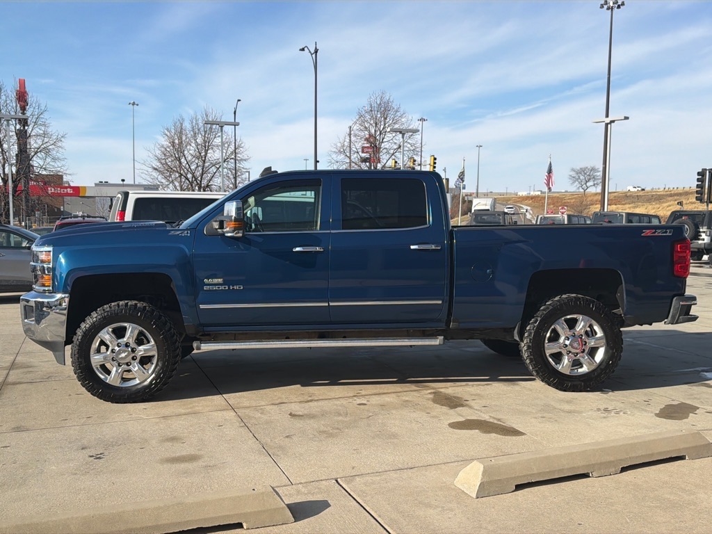 Chevrolet Silverado 2500HD LTZ Crew Cab 4WD 2017