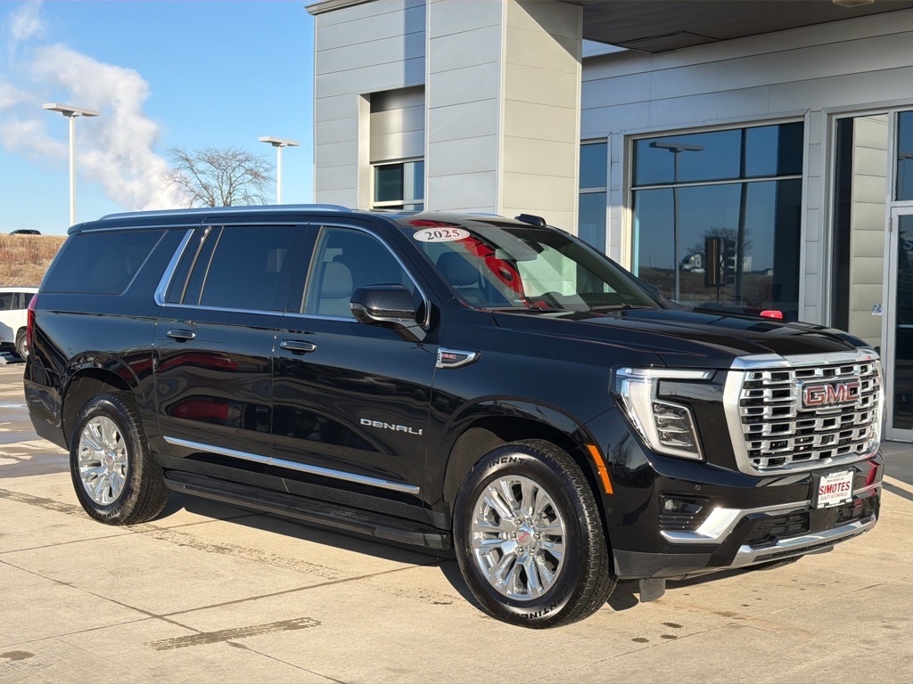 GMC Yukon XL Denali 4WD 2025