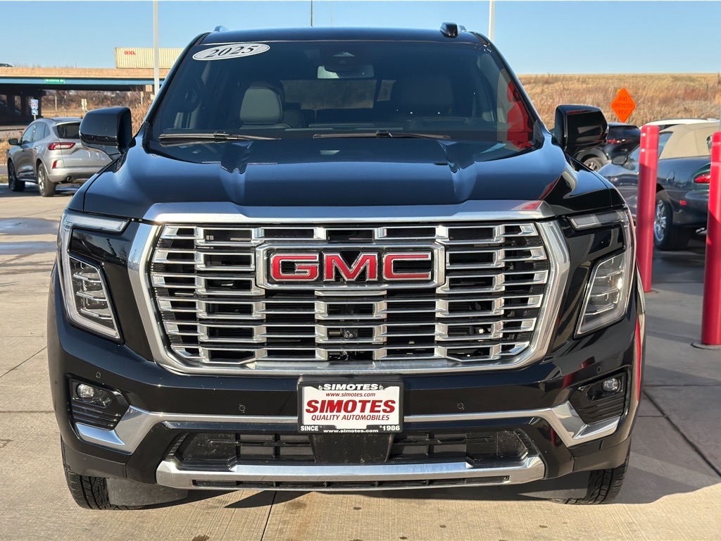 GMC Yukon XL Denali 4WD 2025