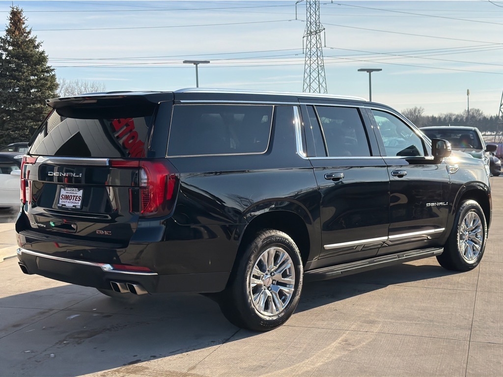 GMC Yukon XL Denali 4WD 2025