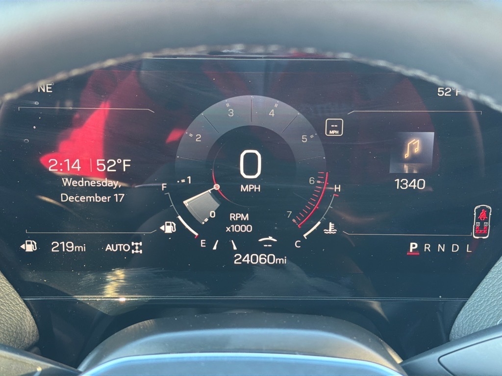 GMC Yukon XL Denali 4WD 2025