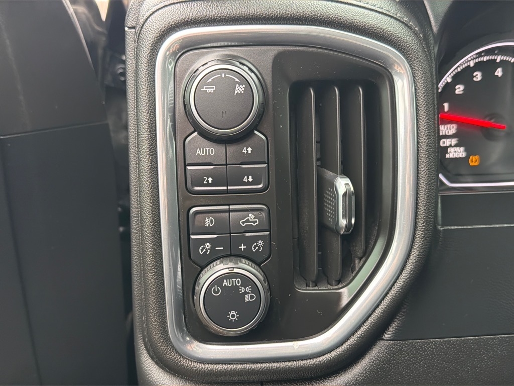 Chevrolet Silverado 1500 LT Trail Boss Crew Cab 4WD 2019