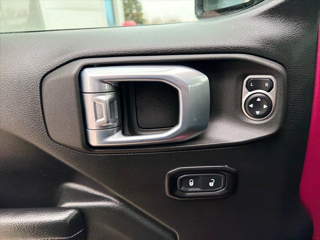 Jeep Wrangler Unlimited Willys Sport 2021