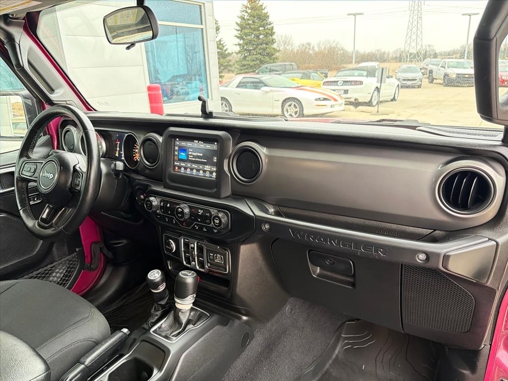 Jeep Wrangler Unlimited Willys Sport 2021