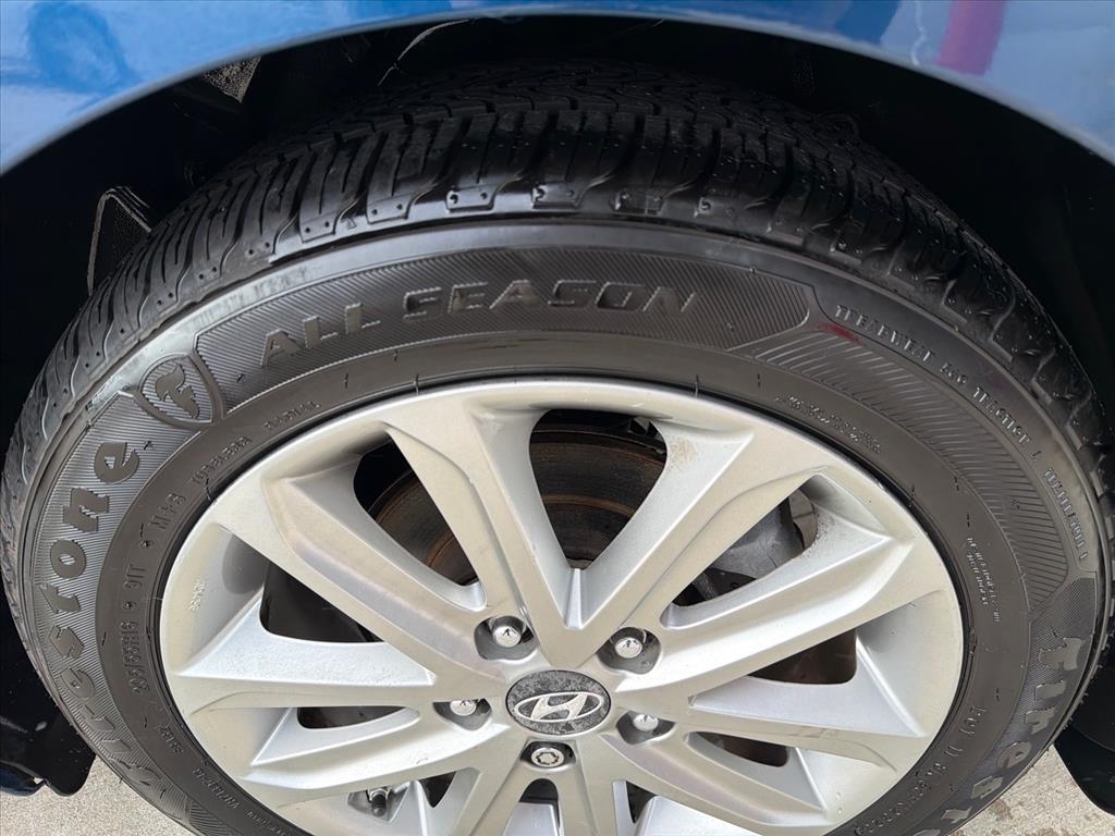 Hyundai Elantra SE 6AT 2015