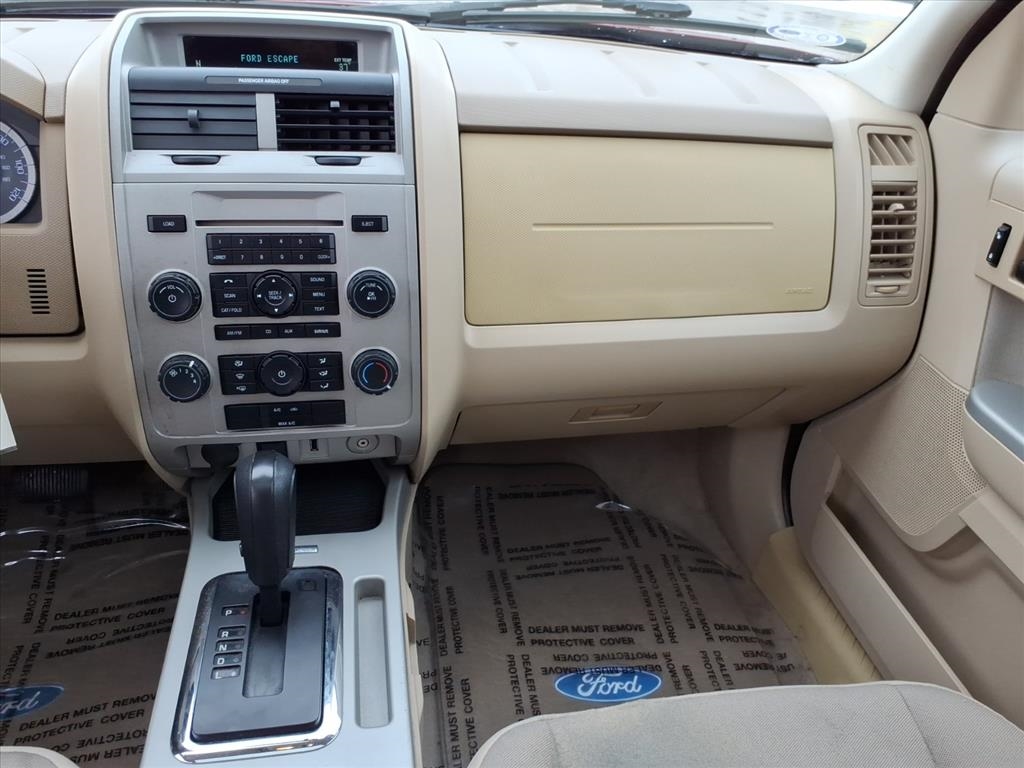 Ford Escape XLT FWD 2012