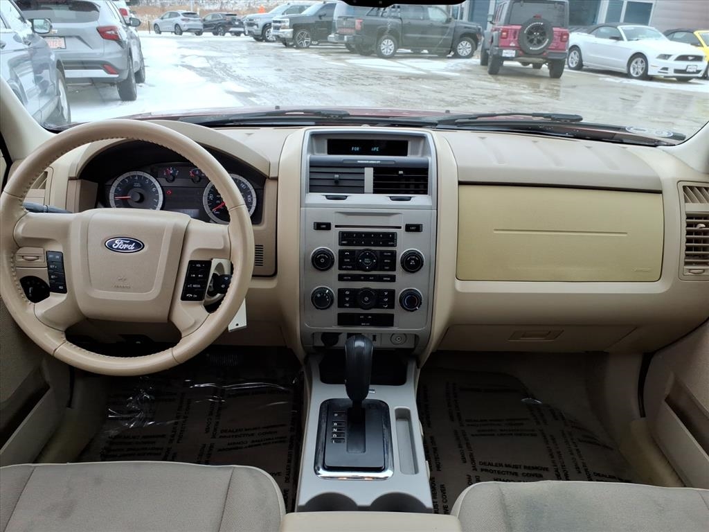 Ford Escape XLT FWD 2012