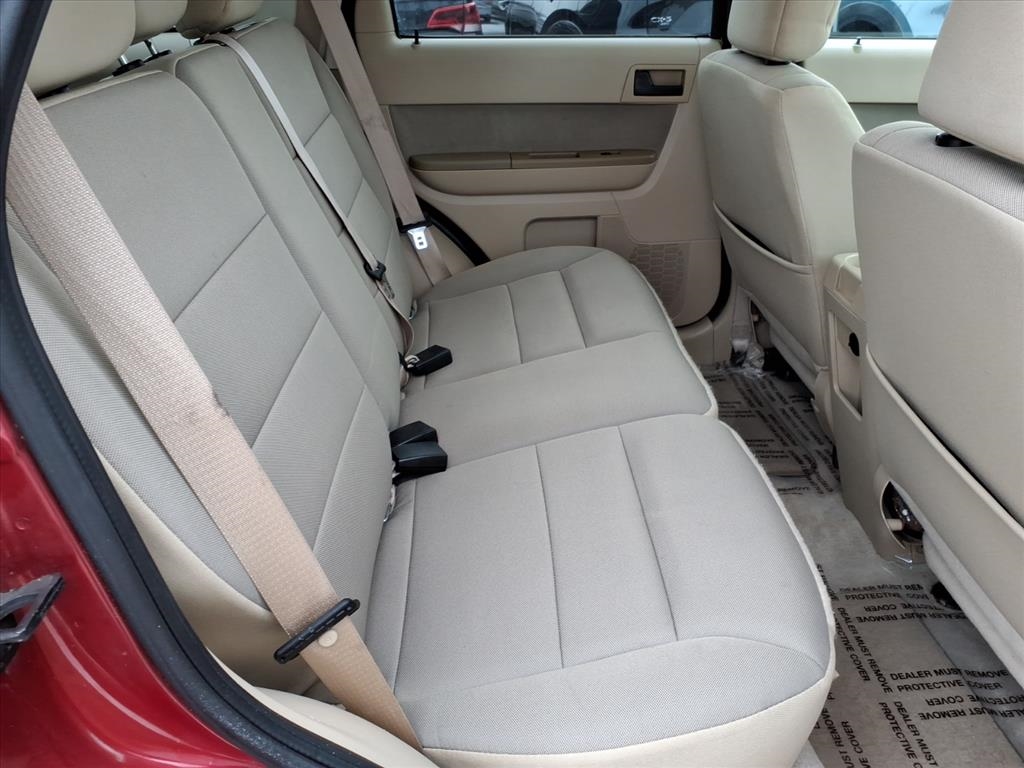 Ford Escape XLT FWD 2012