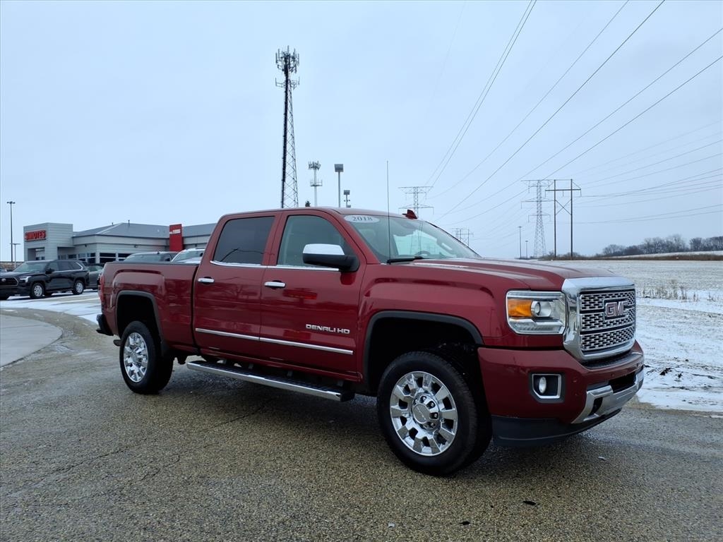 GMC Sierra 2500HD Denali Crew Cab 4WD 2018