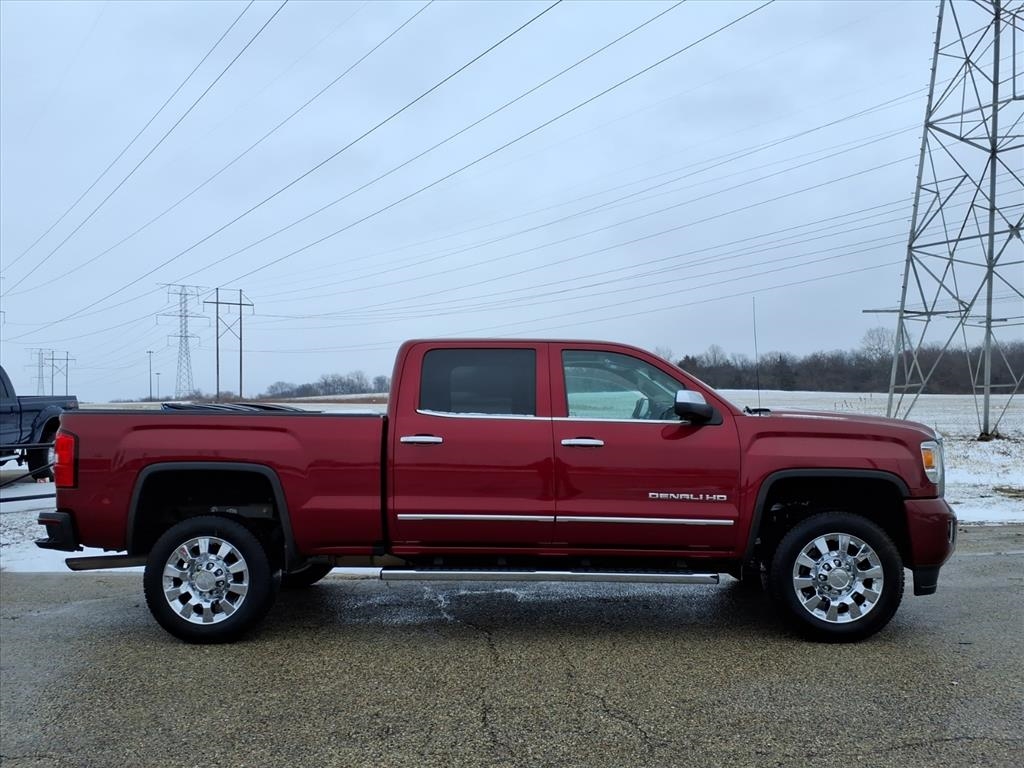 GMC Sierra 2500HD Denali Crew Cab 4WD 2018