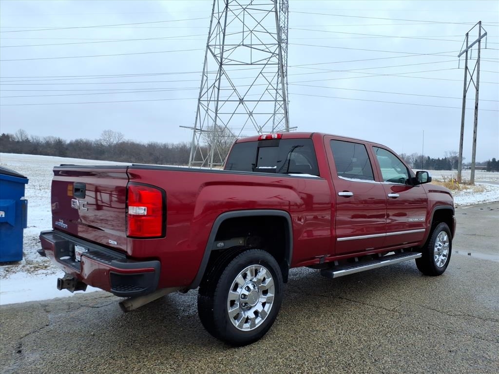 GMC Sierra 2500HD Denali Crew Cab 4WD 2018