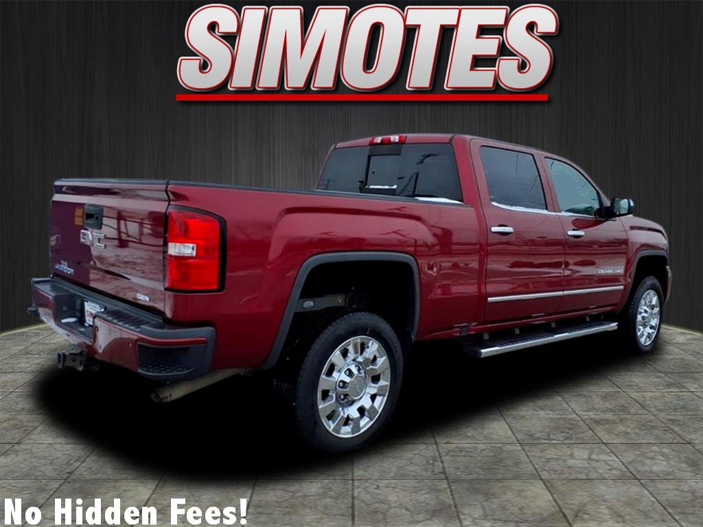 GMC Sierra 2500HD Denali Crew Cab 4WD 2018