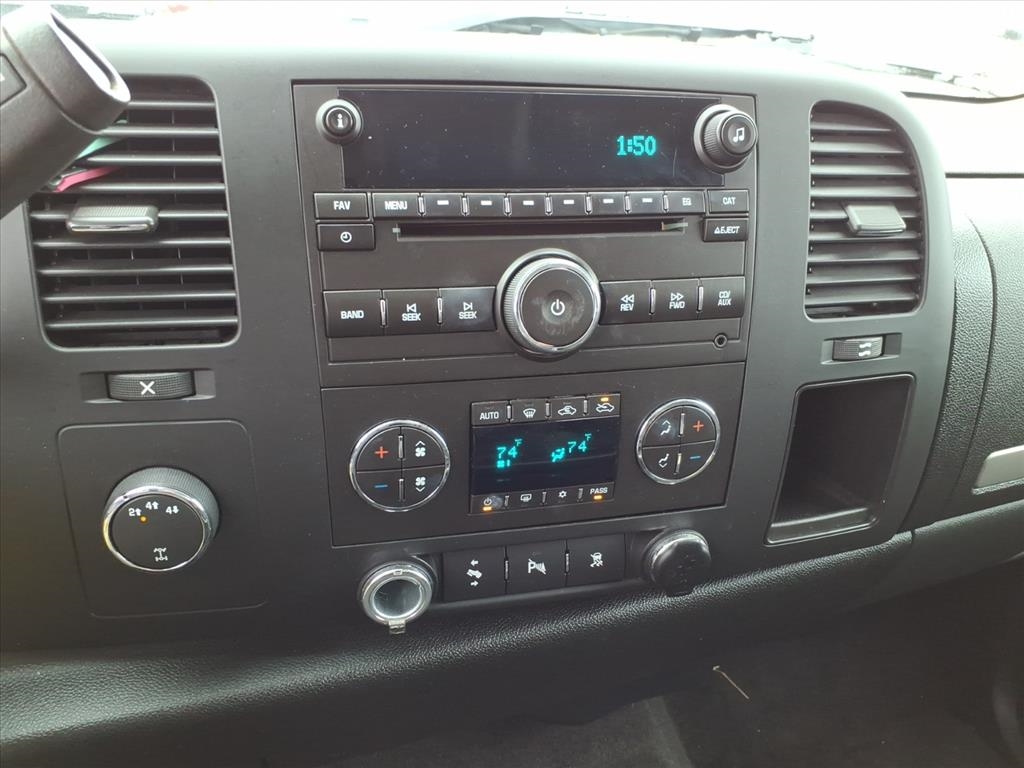 GMC Sierra 2500HD SLE Crew Cab 4WD 2010