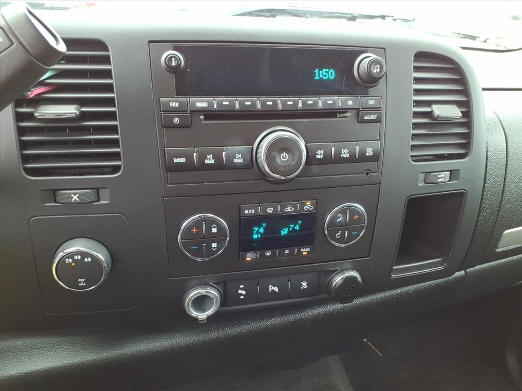 GMC Sierra 2500HD SLE Crew Cab 4WD 2010