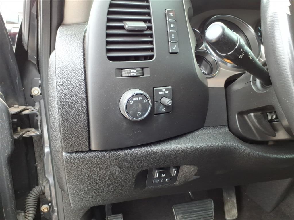 GMC Sierra 2500HD SLE Crew Cab 4WD 2010