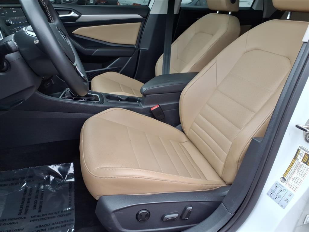 Volkswagen Jetta 1.4T SE 8A 2021