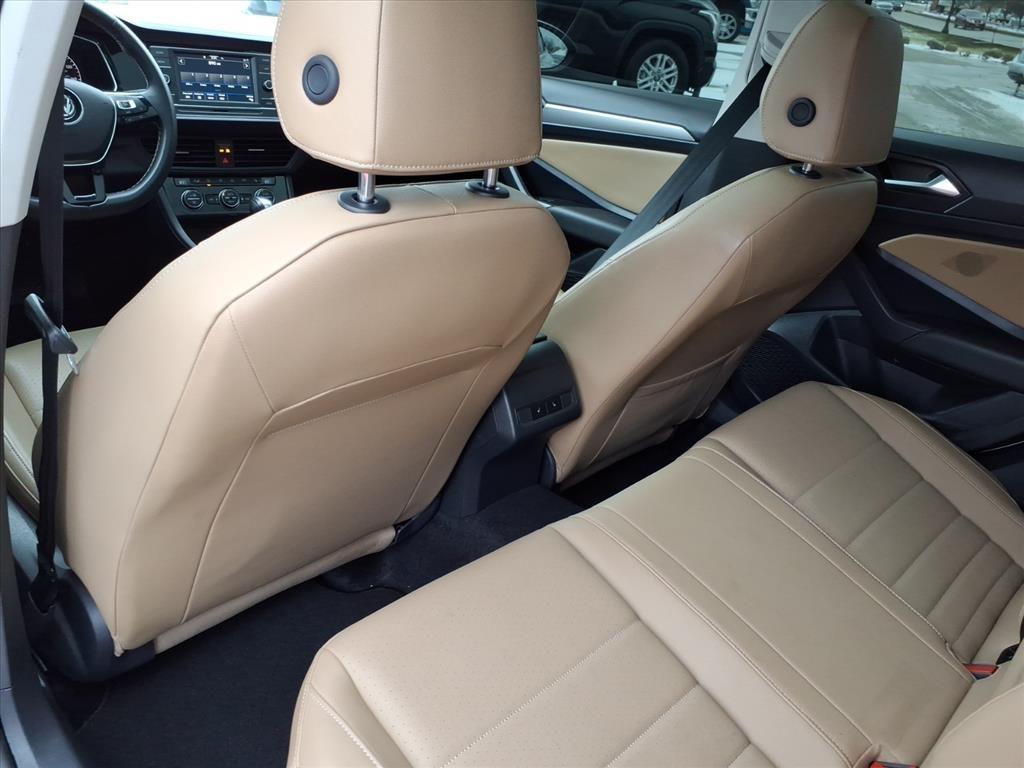 Volkswagen Jetta 1.4T SE 8A 2021