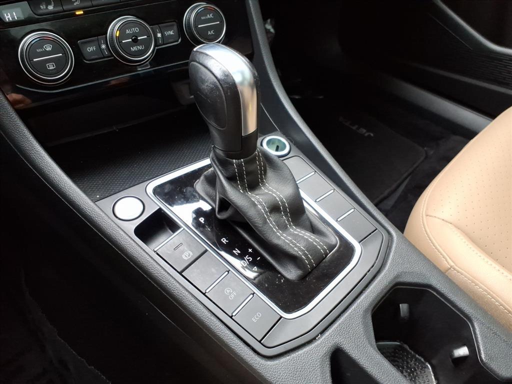 Volkswagen Jetta 1.4T SE 8A 2021