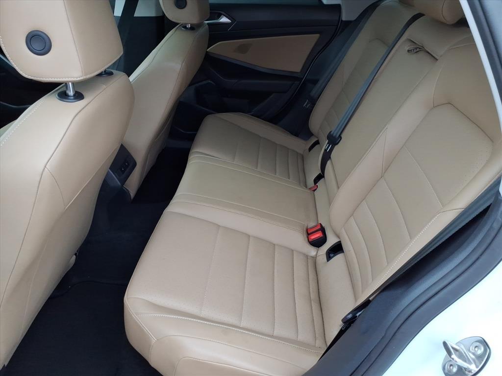 Volkswagen Jetta 1.4T SE 8A 2021