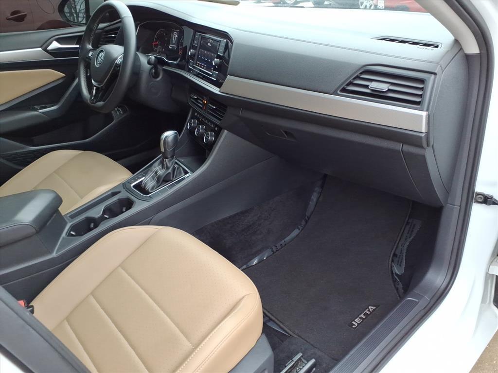 Volkswagen Jetta 1.4T SE 8A 2021