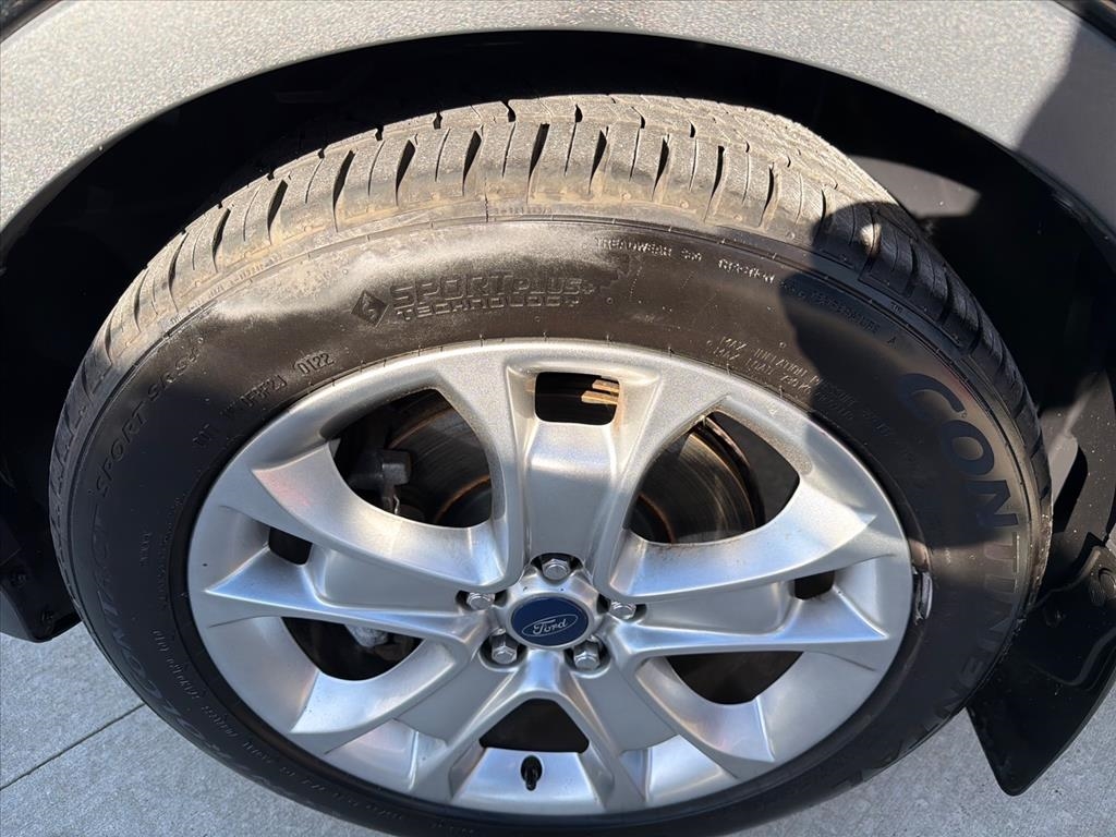 Ford Escape Titanium 4WD 2015