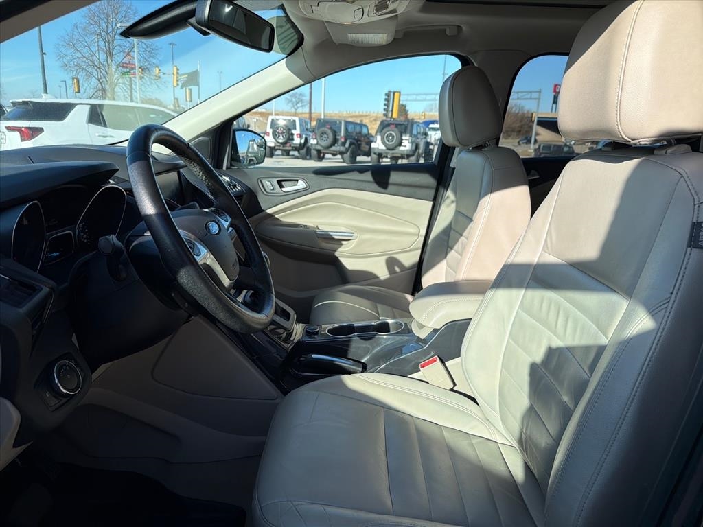 Ford Escape Titanium 4WD 2015