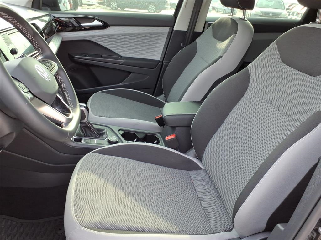 Volkswagen Taos S 2022