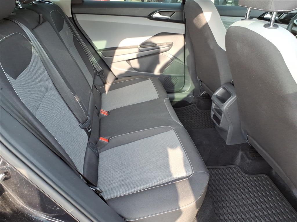 Volkswagen Taos S 2022