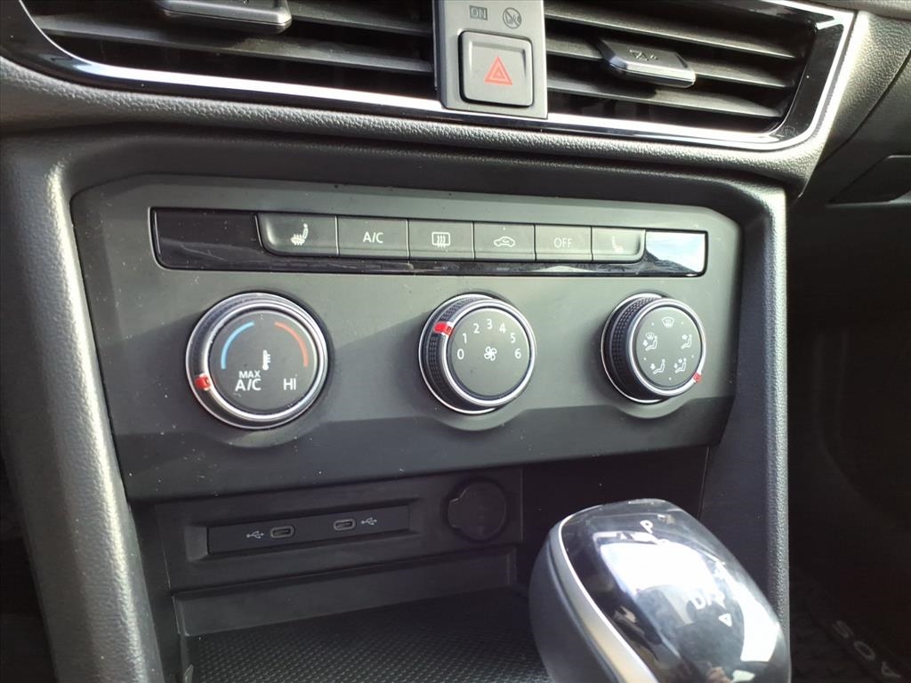 Volkswagen Taos S 2022