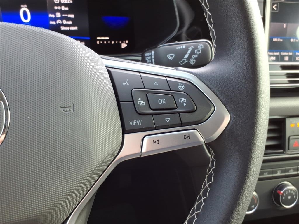 Volkswagen Taos S 2022