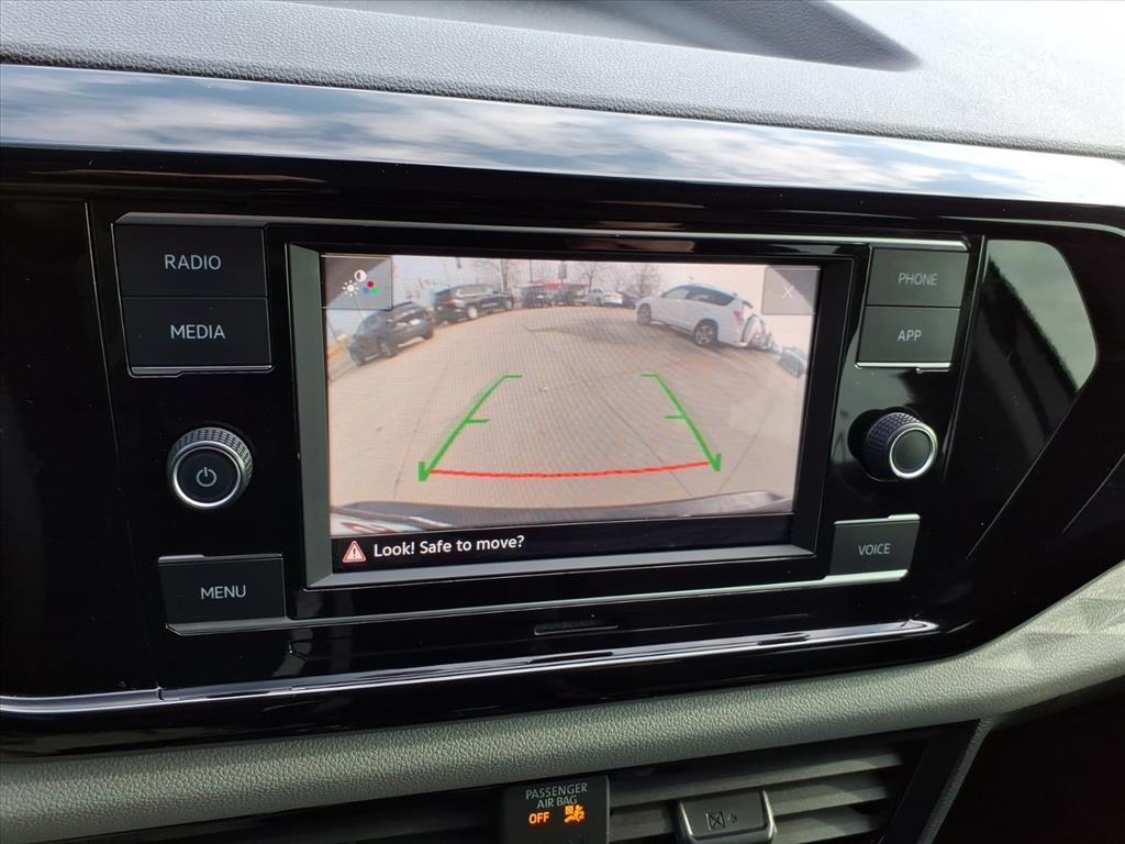 Volkswagen Taos S 2022