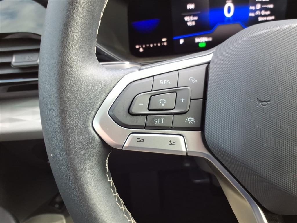 Volkswagen Taos S 2022